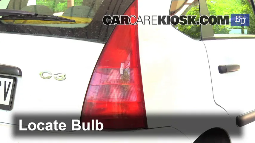 2004 Citroen C3 SX 1.4L 4 Cyl. Turbo Diesel Lights Brake Light (replace bulb)